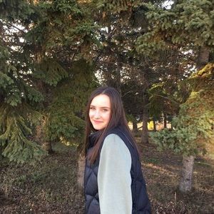 Meet your Posher, Michayla